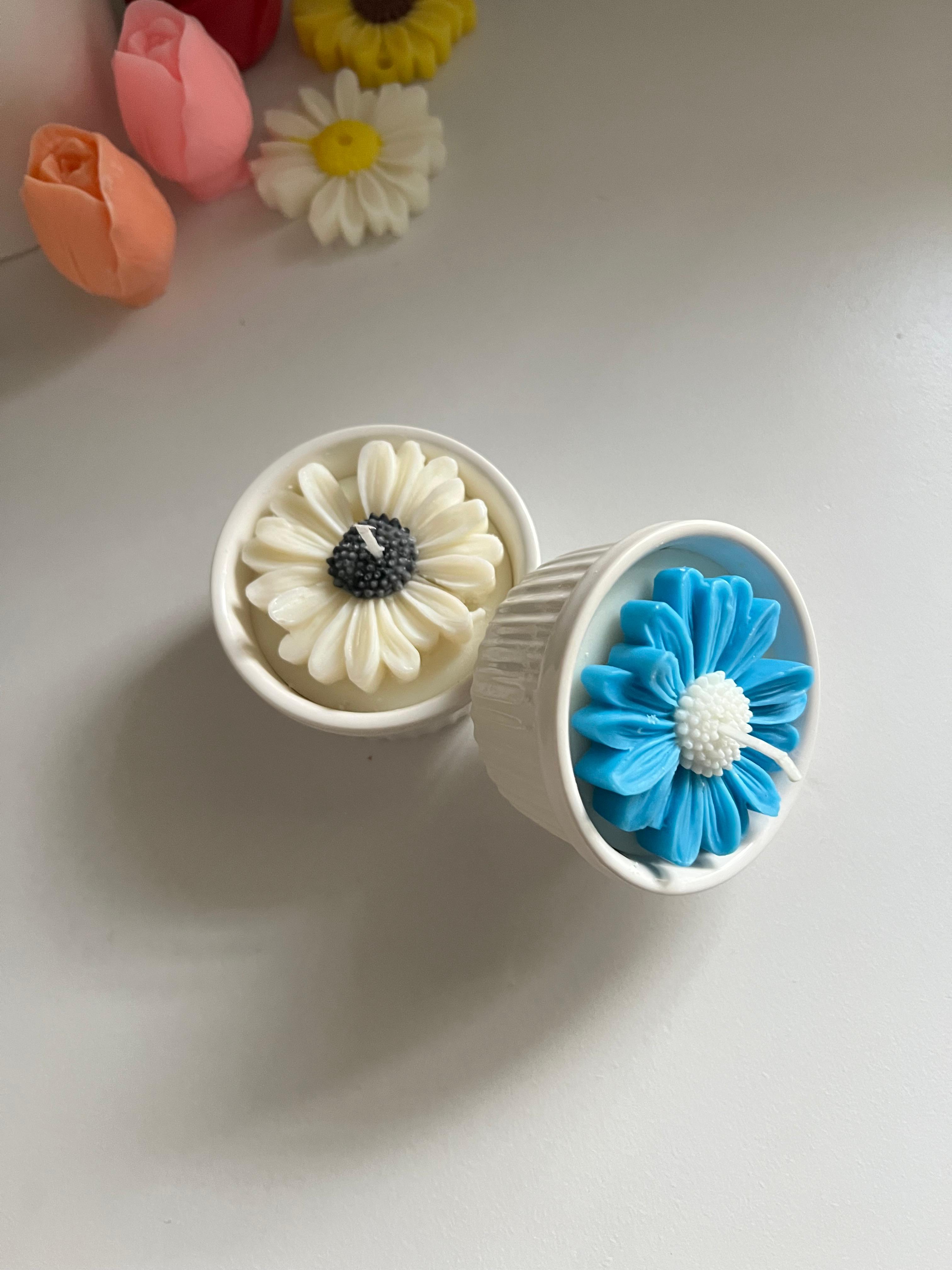 Daisy Flower Candle