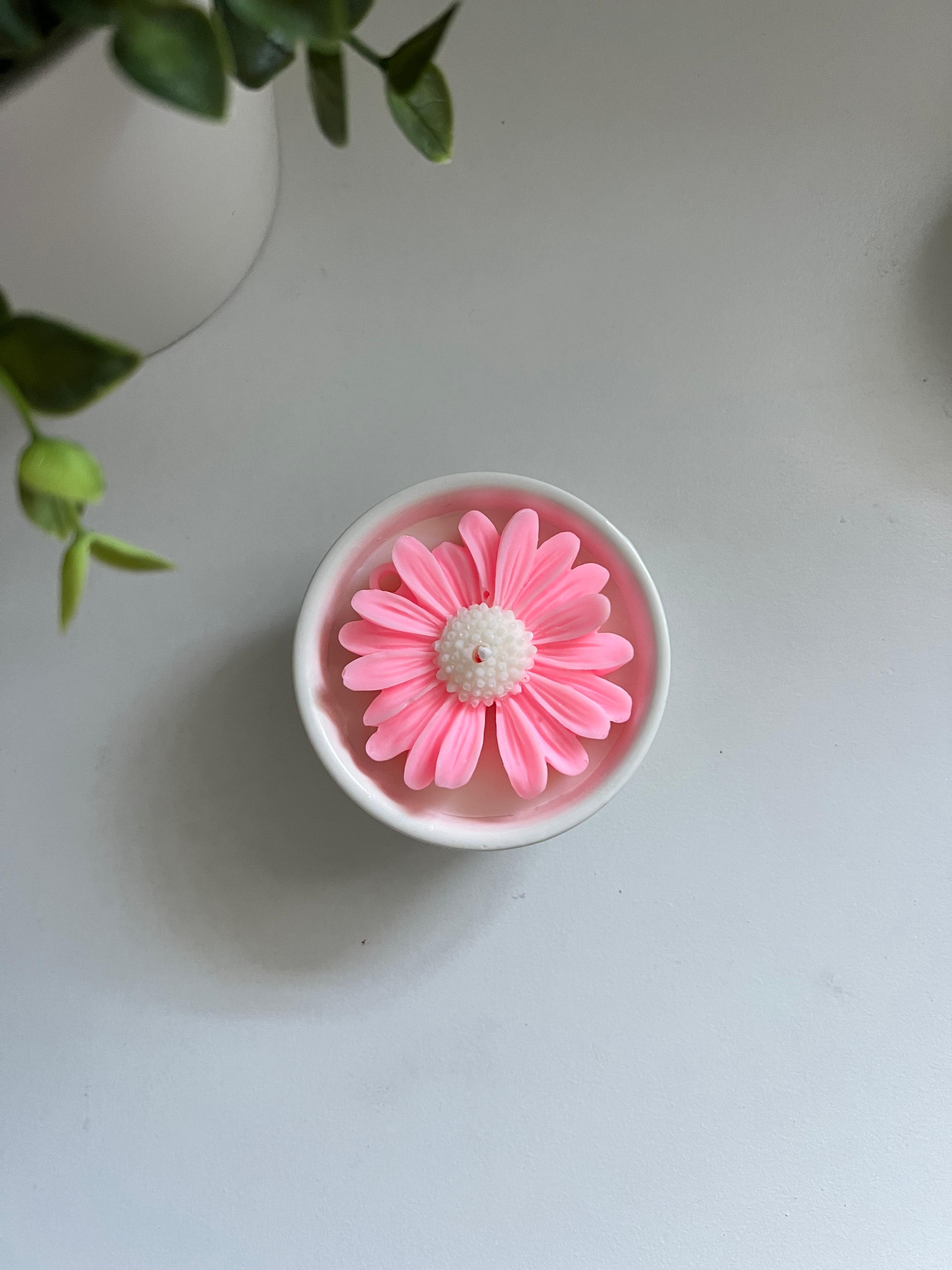 Daisy Flower Candle