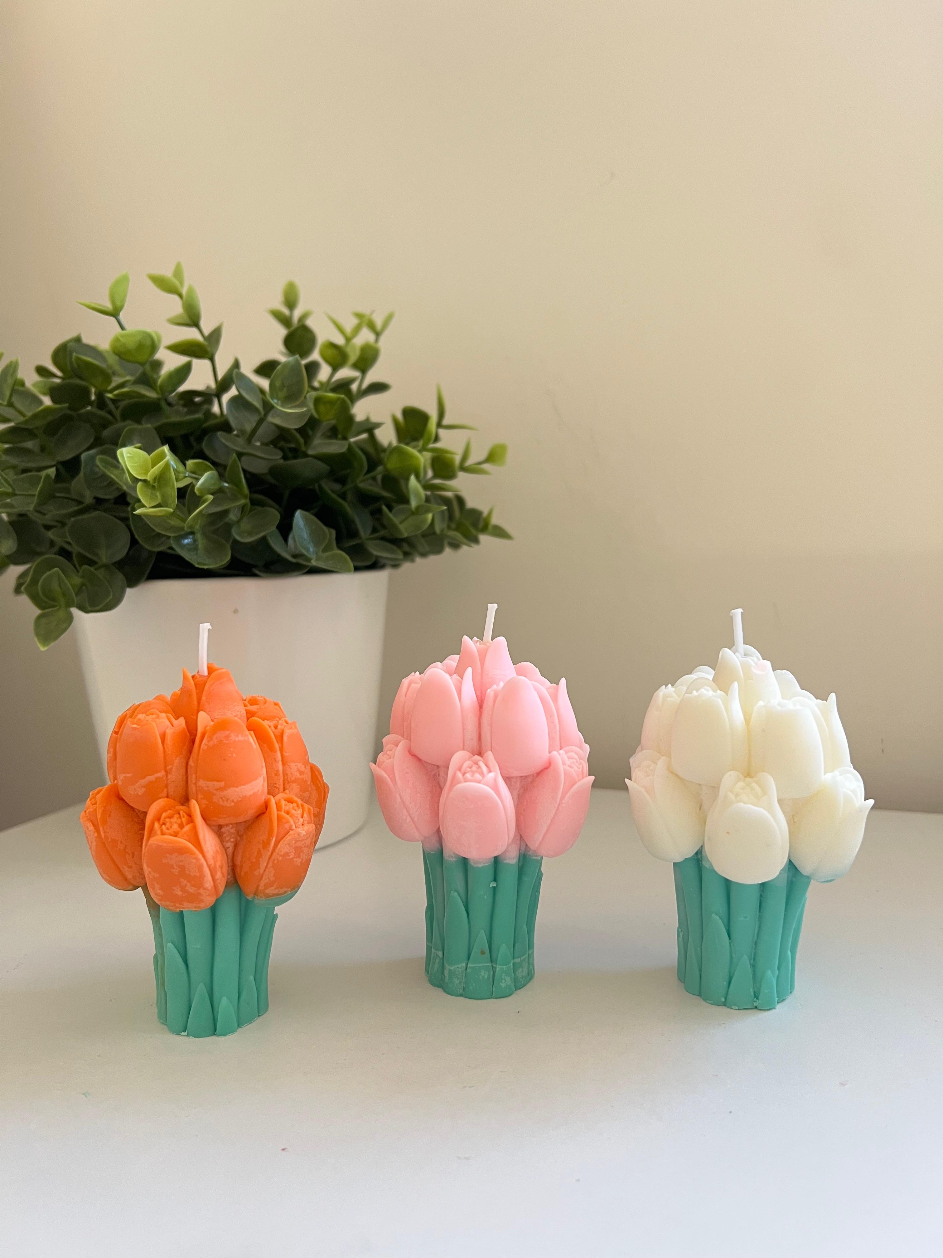 Tulip Candle